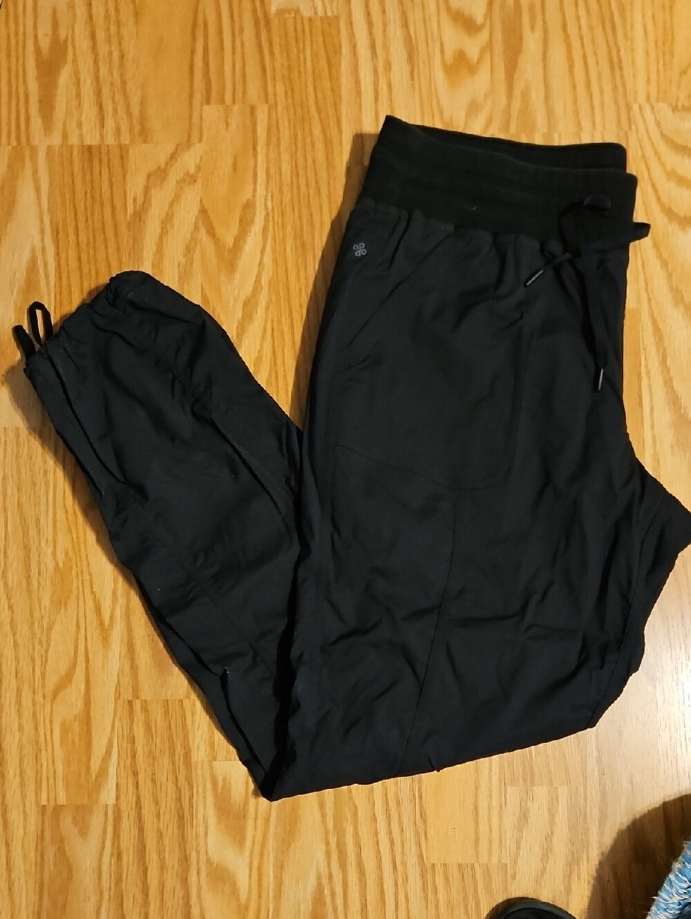 Women’s Black Drawstring Jogger Pants